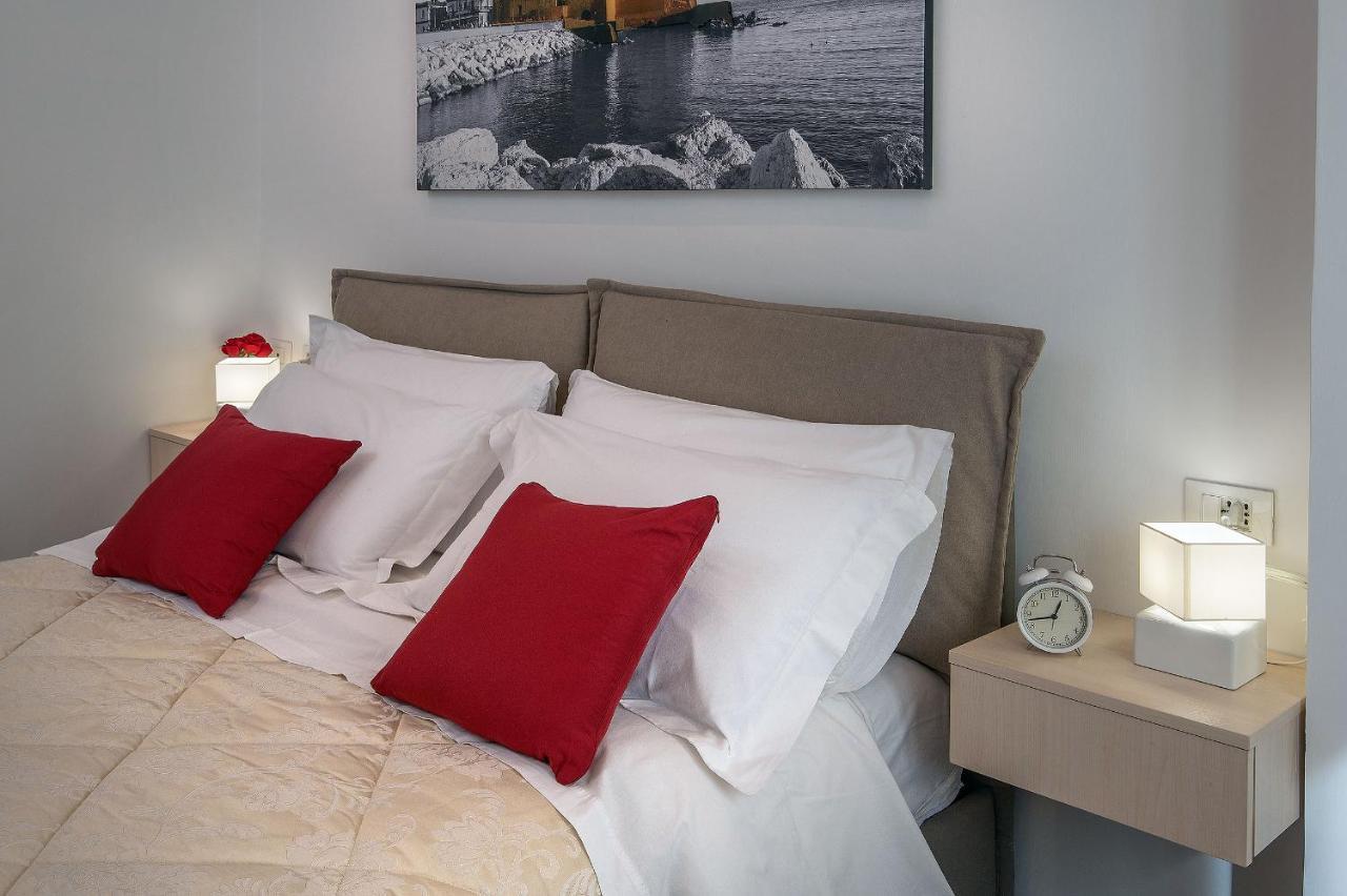 La Preziosa Apartment เนเปิลส์ ภายนอก รูปภาพ