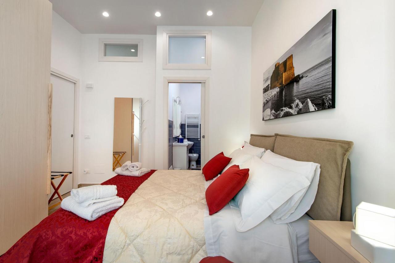 La Preziosa Apartment เนเปิลส์ ภายนอก รูปภาพ