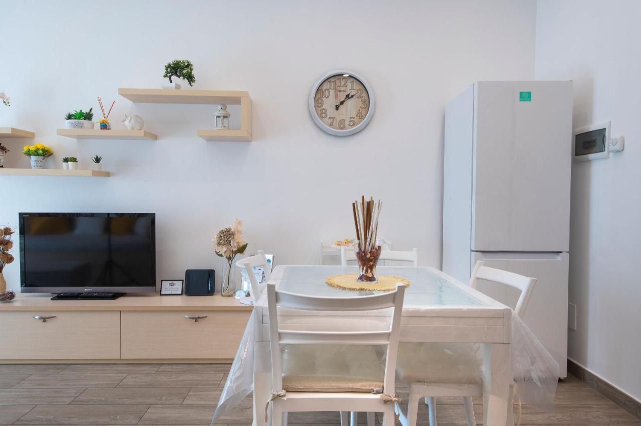La Preziosa Apartment เนเปิลส์ ภายนอก รูปภาพ