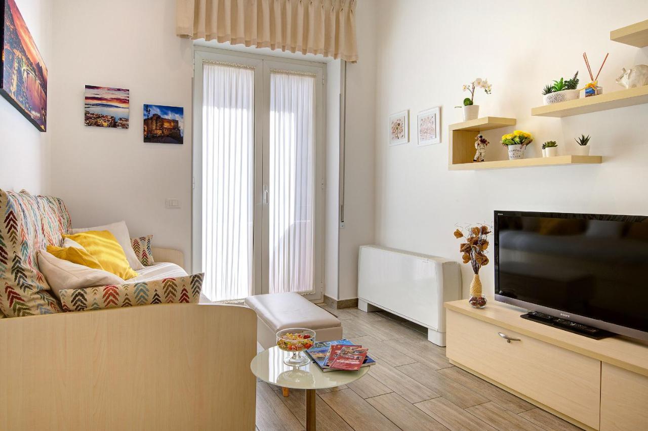 La Preziosa Apartment เนเปิลส์ ภายนอก รูปภาพ