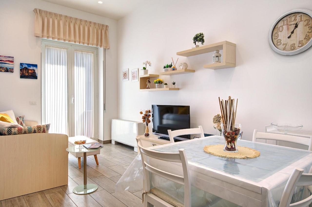 La Preziosa Apartment เนเปิลส์ ภายนอก รูปภาพ